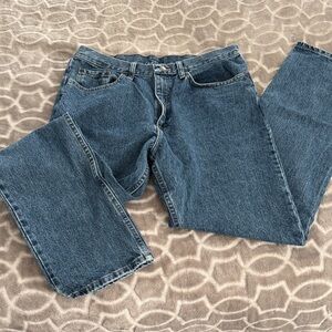 Wrangler Relaxed Fit Blue Jeans